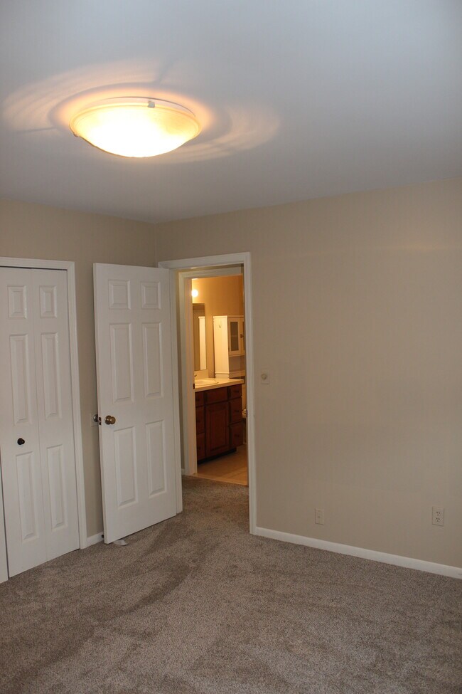 10541 Fawn Ridge Trail Unit C, Hartland, MI 48353