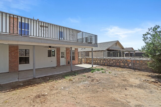 12145 St Francis Ct, El Paso, TX 79936 - photo 7