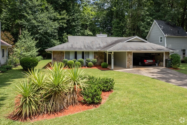Mid century modern style homes are common in Peachtree City.