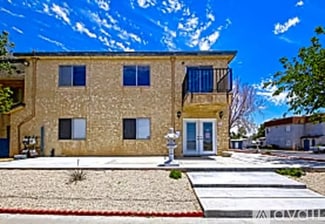 3400 15th St W Unit 107, Rosamond, CA 93560