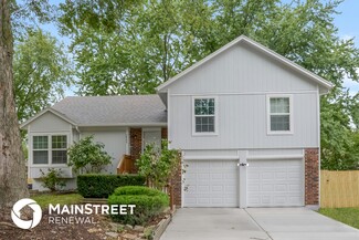 2009 S Kenwood St, Olathe, KS 66062
