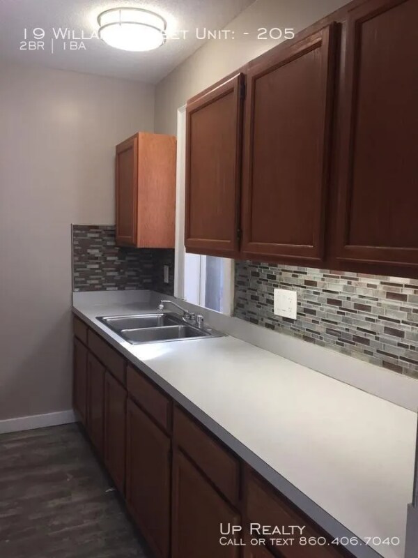 17-21-21 Willard St Unit 19-103, Hartford, CT 06105