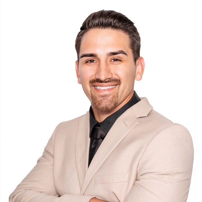 Agent Photo