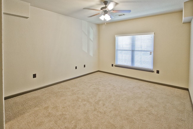 1930 N Reynolds Rd unit 104, Bryant, AR 72022 - photo 6