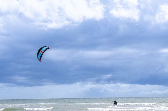 You can find locals wind surfing along one of Oxnards nearby beaches.