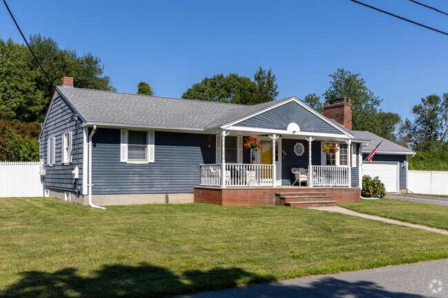 Customized ranch homes in the Pottersville neighborhood are known for their distinctive flair.