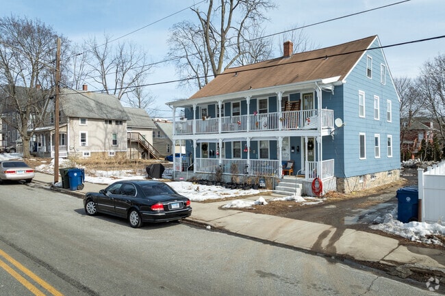 Colonial bi level homes, blending traditional style with modern features, are found throughout Willimantic, CT.