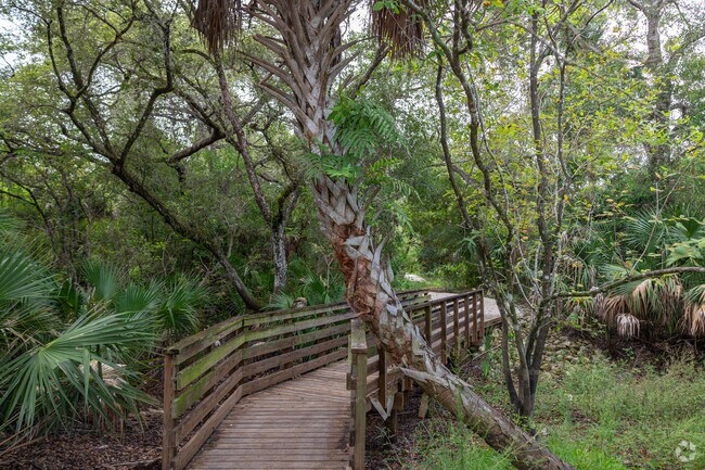 Collum's Trail is one of many natural parks in Central Bonita Springs.