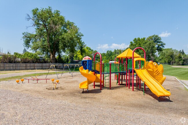 Molholm Elementary School offers plenty of space for students to play.