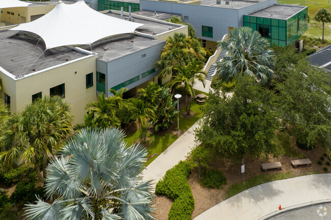 The Pine School- Courtyard