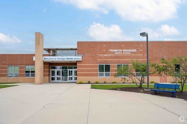 Francis Granger Middle School received an A from Niche and is part of Indian Prairie Community Unit School District No. 204.