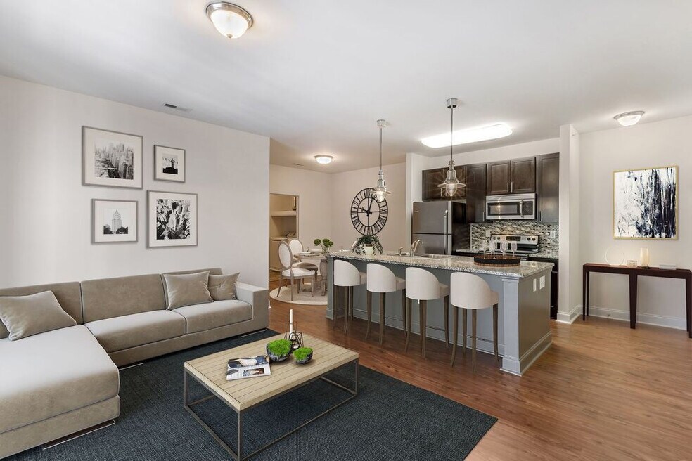 Crest Gateway, Charlotte, NC 28202 - photo 1