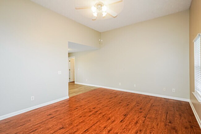 202 Zenith Ct, Smyrna, TN 37167 - photo 4