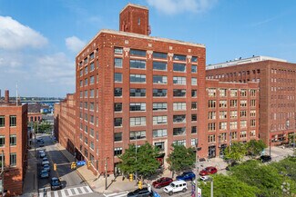 1300 W 9th St, Cleveland, OH 44113