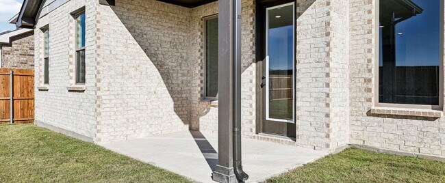 768 Waterhouse Lake Dr, Anna, TX 75409 - photo 4