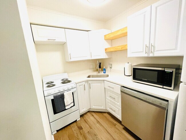 620 S Cedar St unit ID1296528P, Little Rock, AR 72205 - photo 6