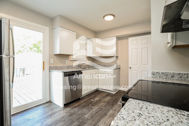 17209 Deforest Ave, Cleveland, OH 44128 - photo 6