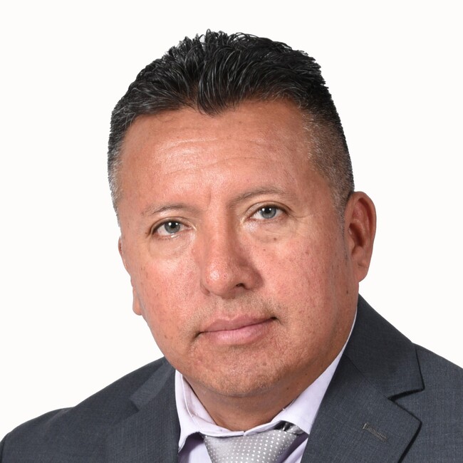 Agent Photo