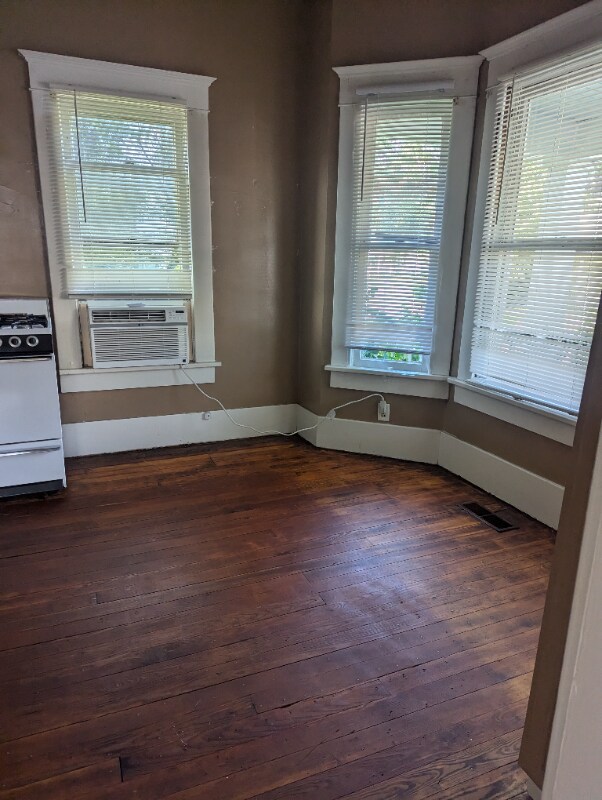 102 S 19th St unit 1, Murphysboro, IL 62966 - photo 2