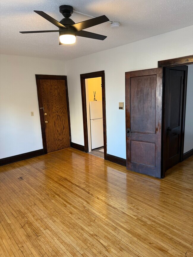 1101 S 7th St, Minneapolis, MN 55415 - photo 6