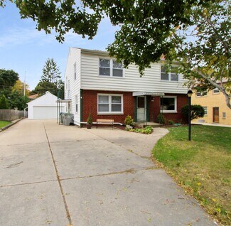2637 S 51st St Unit 2637 S 51st St Upper Unit, Milwaukee, WI 53219