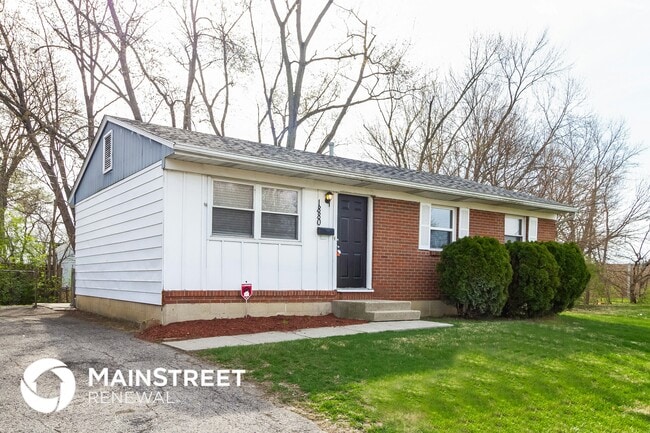 1880 Queensrowe Place, Columbus, OH 43227 - photo 2