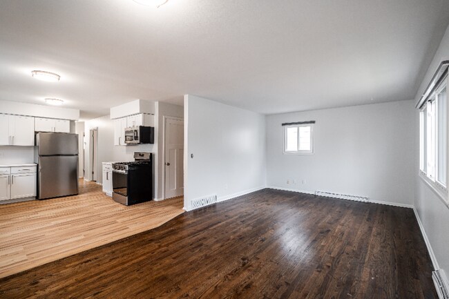 638 S 66th St unit Upper, Milwaukee, WI 53214 - photo 6