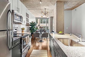 600 W Jackson Blvd, Chicago, IL 60661