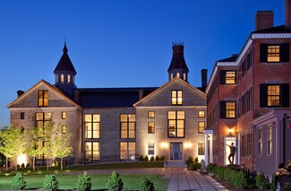 50 St Peter St, Salem, MA 01970