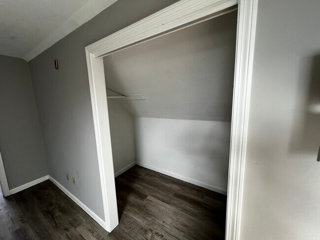 79 Summer St unit JNS realty trust, Kingston, MA 02364 - photo 4