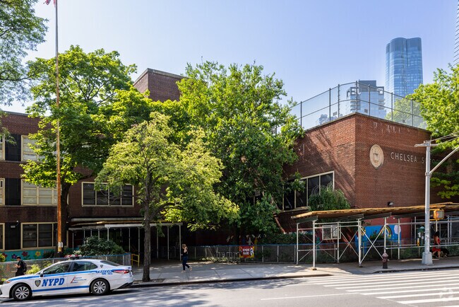 PS 33 Chelsea Prep is a public elementary school in New York, New York.