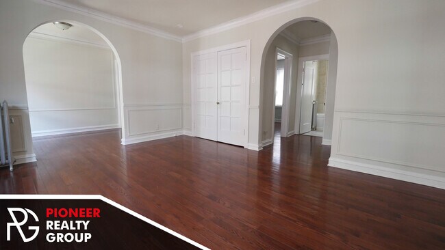 546 W Surf St unit 542-S2, Chicago, IL 60657 - photo 3