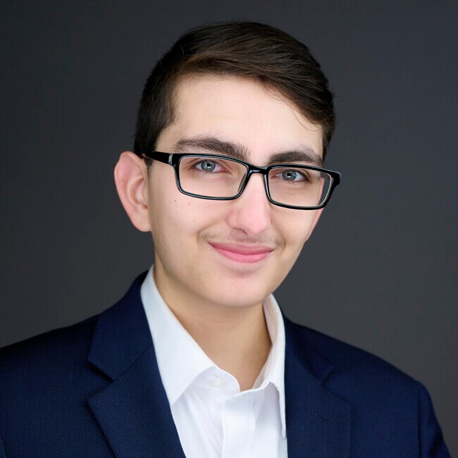 Agent Photo