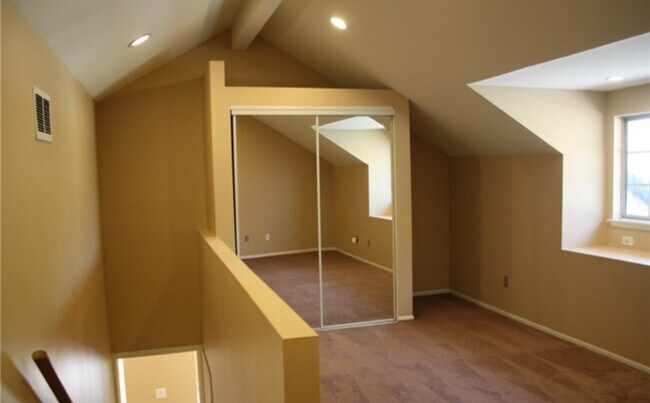 23418 Pomita Place, Valencia, CA 91355 - photo 2