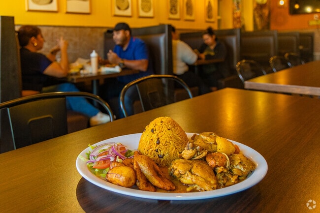 Taino's Kitchen of North Broadway features authentic Puerto Rican food that is fresh and tasty.