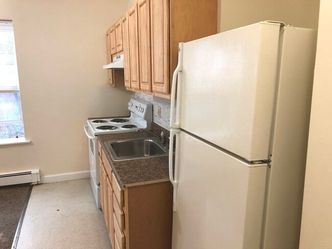 120 Berkshire St unit 6, Cambridge, MA 02141 - photo 6