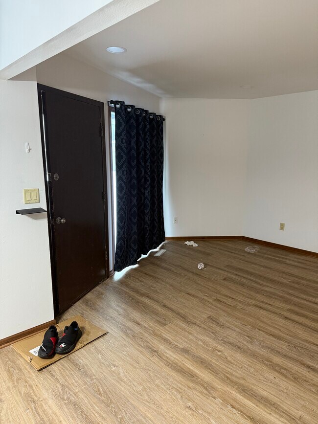 W170N11545 Armada Dr unit Armada, Germantown, WI 53022 - photo 6