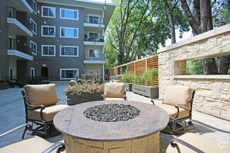 7900 Conser St, Overland Park, KS 66204
