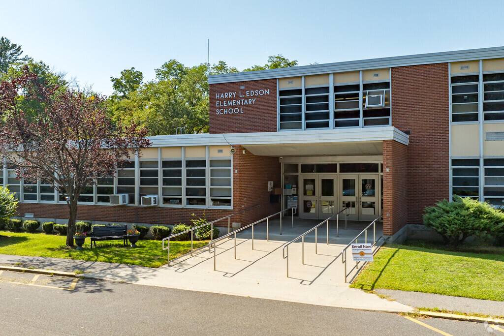 Harry L Edson Elementary serves grades K-4 in Kingston, NY.