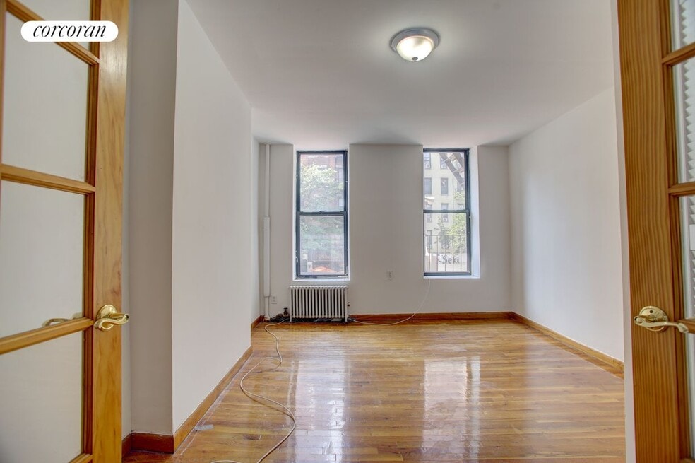 1136 1st Ave, New York, NY 10065 - photo 1