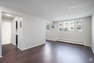 390 Cottage Ave W, Saint Paul, MN 55117