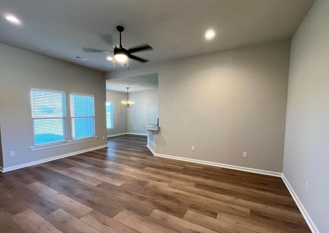 25742 Raines Ave, Denham Springs, LA 70726 - photo 2