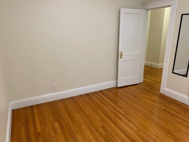 123 Sutherland Rd unit F, Brighton, MA 02135 - photo 4
