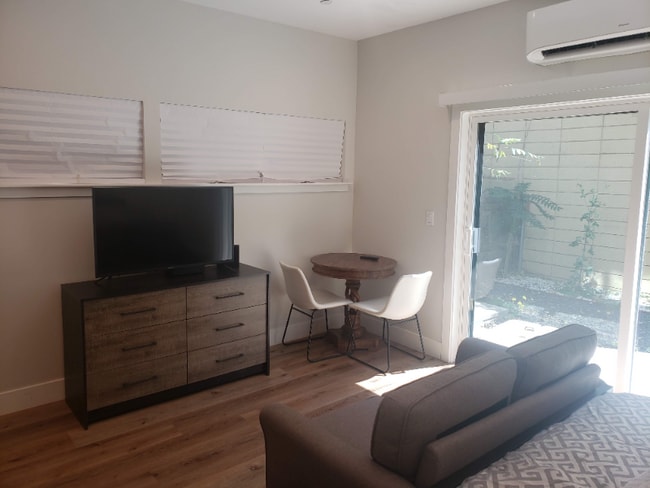 725 19th St unit 101, Sacramento, CA 95811 - photo 5