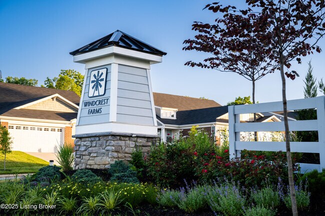 10024 Windcrest Farms Ln, Louisville, KY 40291 - photo 6