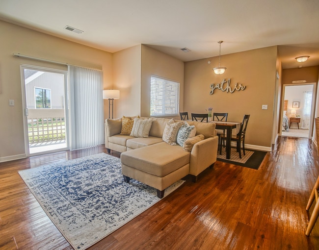 Chisholm Lake Apartments, Wichita, KS 67220 - photo 3