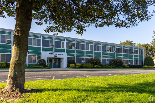 Lynbrook South Middle School has a beautiful front facing building.