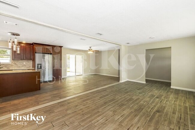 1270 Arbor Cir, Orange Park, FL 32073 - photo 2