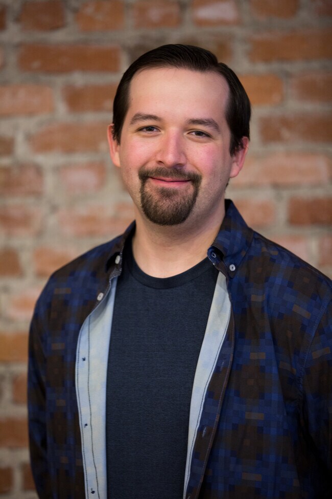Agent Photo