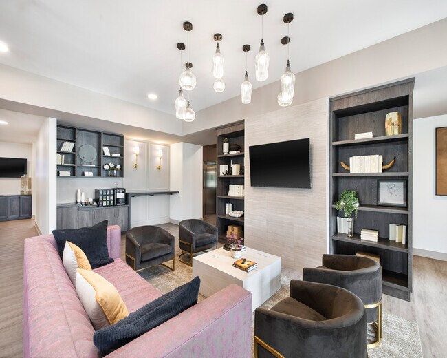 McDowell Point 55+ Active Adult Apartment Homes, Naperville, IL 60563 - photo 4